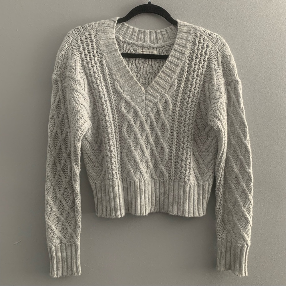 Light Gray V-Neck Cropped Sweater
